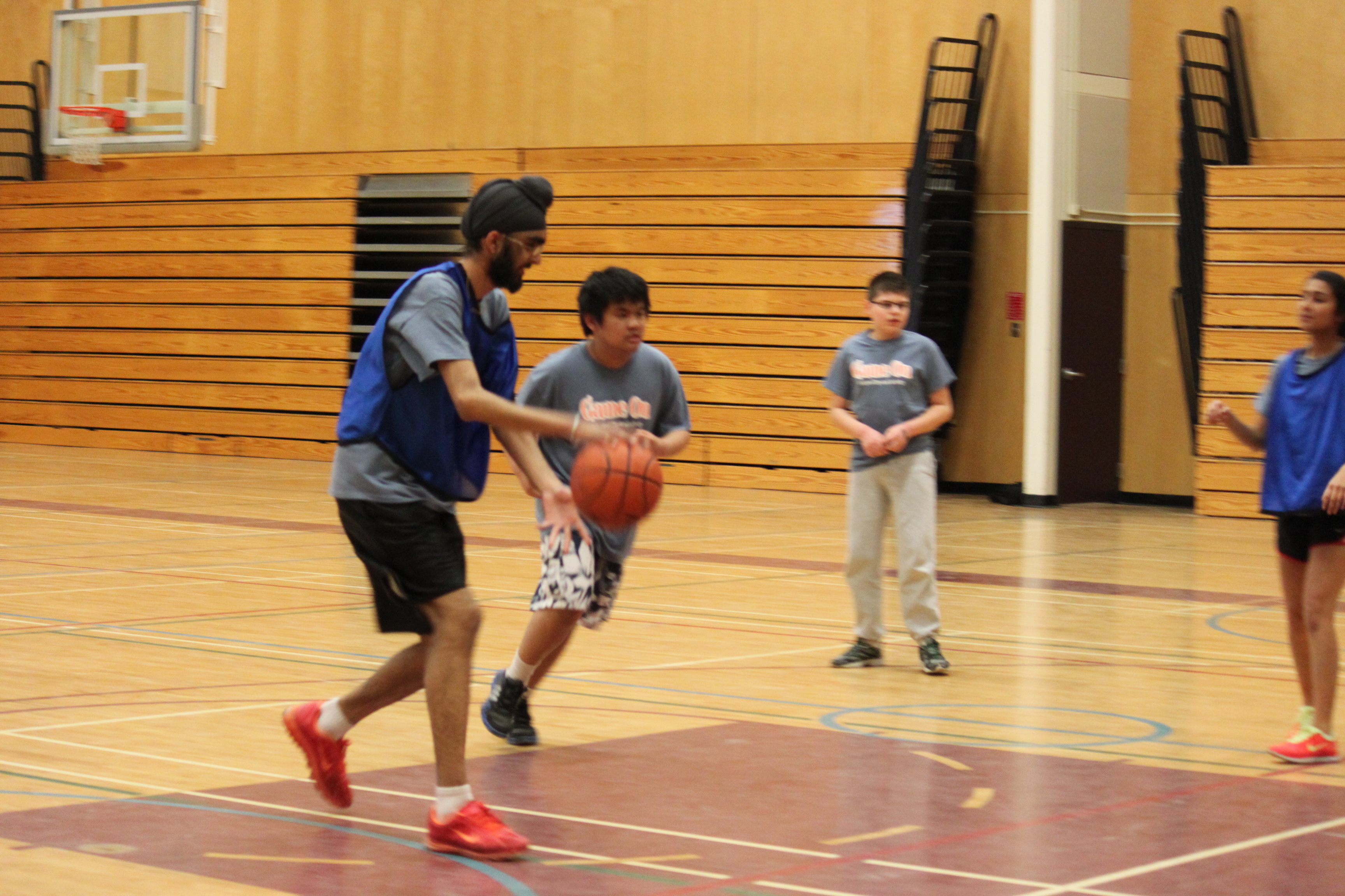 drive-to-the-basket.8c3b8064430.JPG