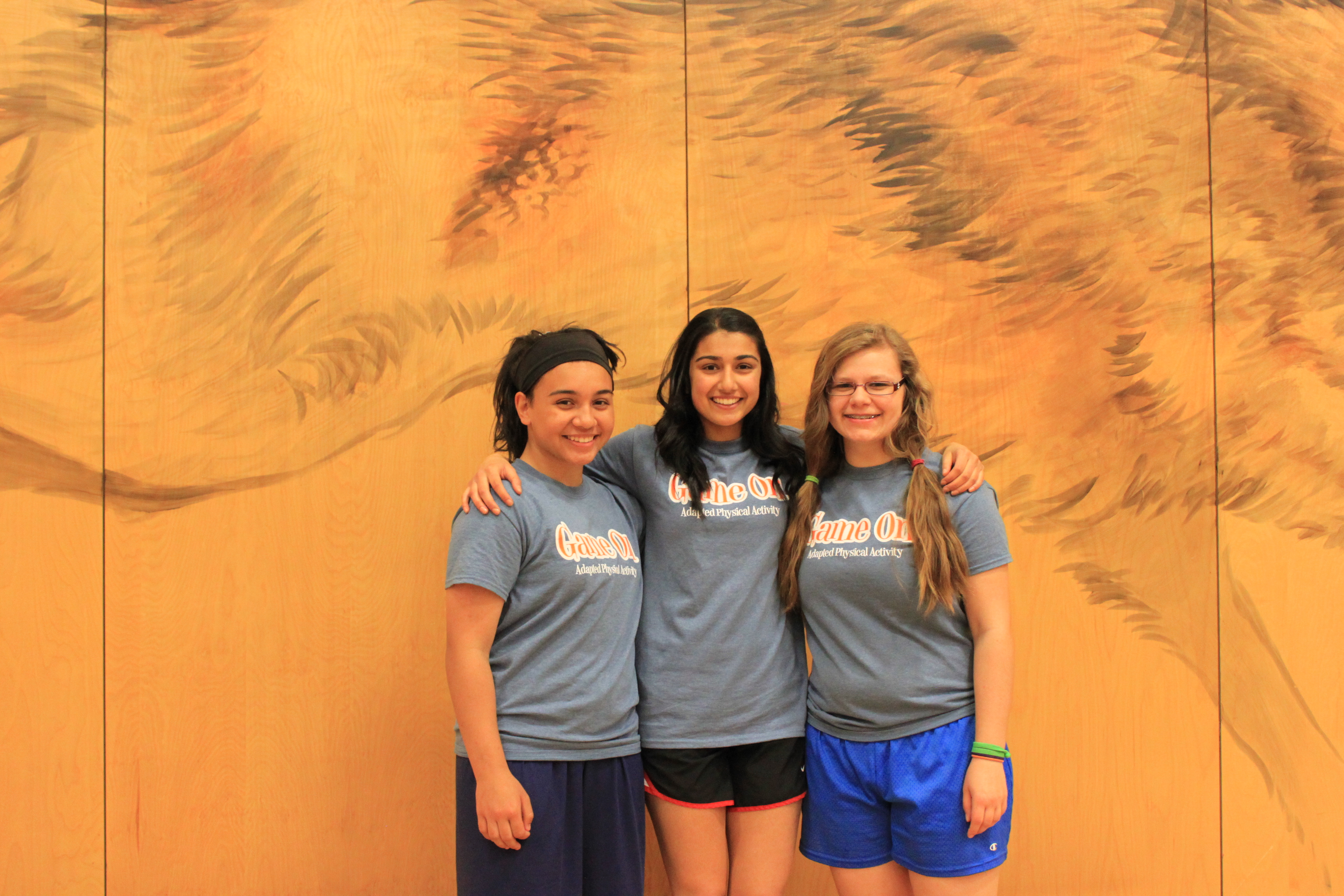 kp-volunteers.d3a7db64437.JPG